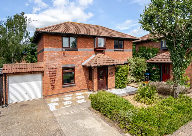 Milton Keynes, MK15, photo 1