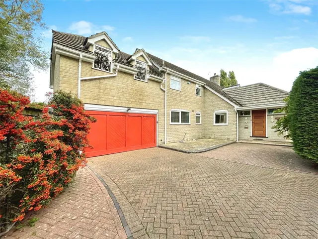 Photo 3 — Watermead, Kidlington, Oxfordshire, OX5