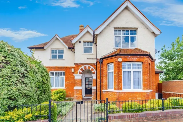 Wickham Road, Shirley, Croydon, Surrey, CR0, photo 1