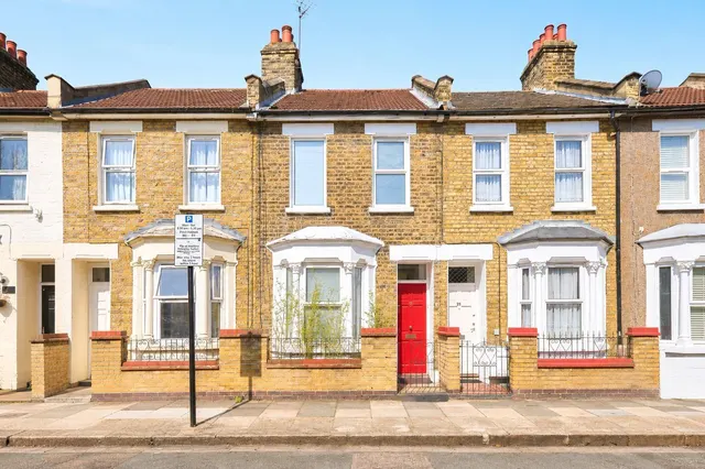 Glenavon Road, London, E15, photo 1