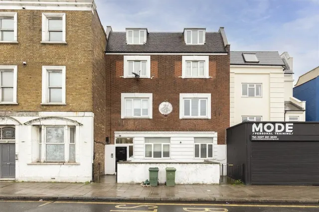 Hornsey Road, N19 4EF, photo 1