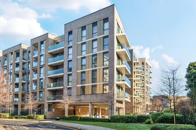 Queenshurst Square, Kingston Upon Thames, KT2, photo 1