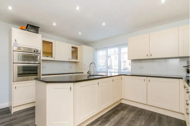Mary Avenue, Aberlour, AB38, photo 3