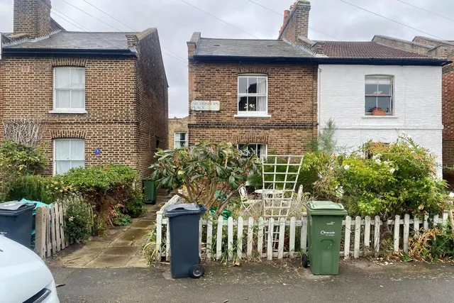Archbishops Place, SW2, photo 2