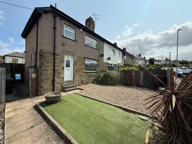 Owlet Road, Shipley, West Yorkshire, photo 1