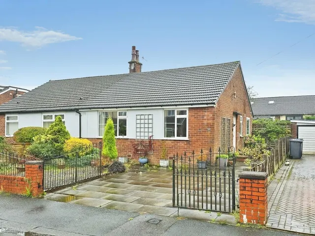 Haworth Avenue, Ramsbottom, BL0, photo 1