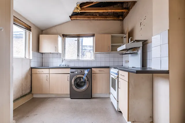 Photo 3 — Letchford Gardens, London, NW10