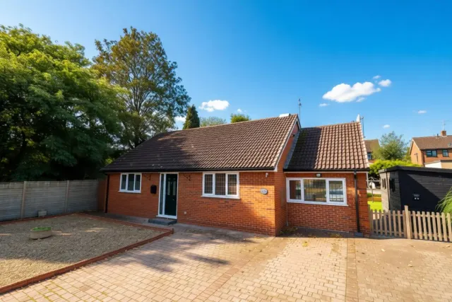 Parish Drive, Telford, photo 1