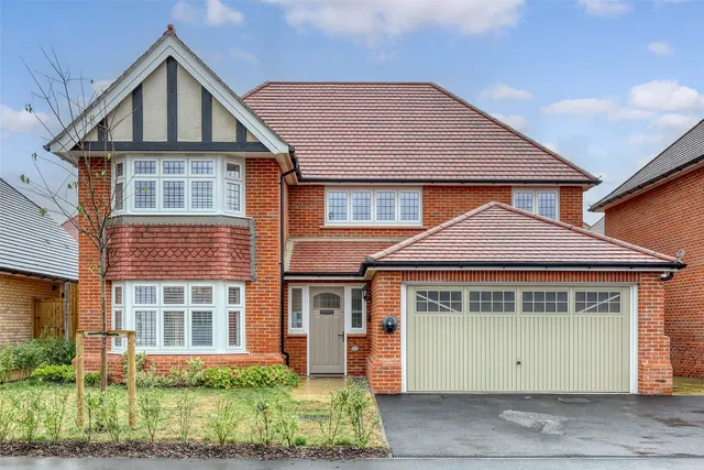 Porter Way, Witham, CM8, photo 1