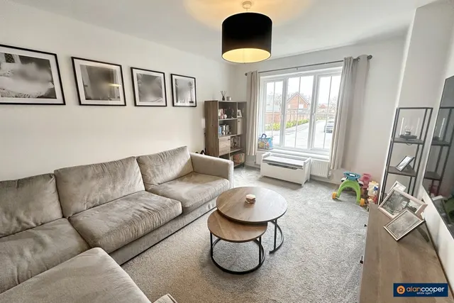Polar Avenue, Galley Common, CV10, photo 2