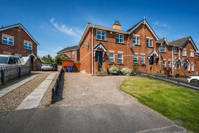 Whitethorn Mews, Newtownards, BT23, photo 1
