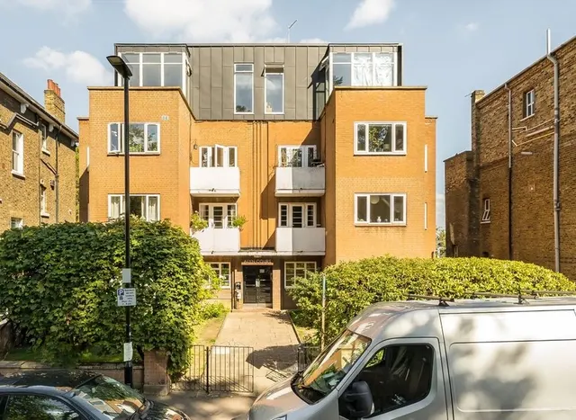 Crescent Road, Crouch End, N8, photo 1
