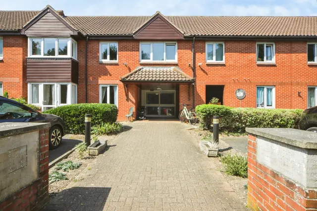 Violet Hill Road, Stowmarket, photo 1