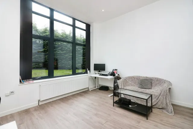 Photo 2 — Bellmont Lodge, Welwyn Garden City, Herts, AL7