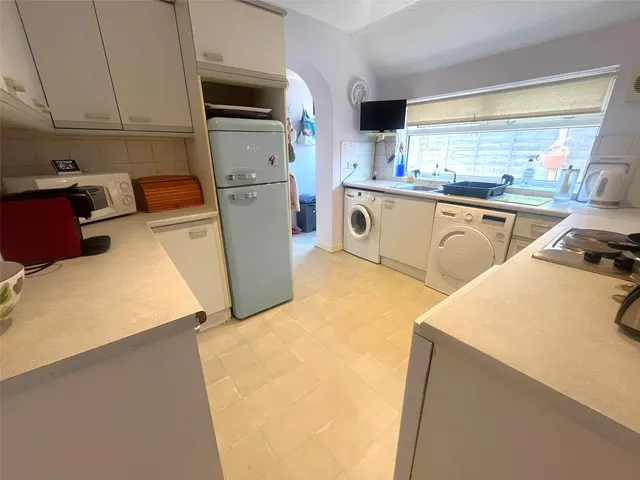 Photo 2 — Hill Road, Oakley, Basingstoke, Hampshire, RG23 7JJ