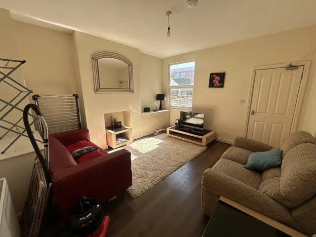 New Road, Wrexham, LL11, photo 2