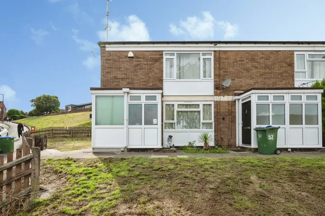Beaconview Road, West Bromwich, B71, photo 1