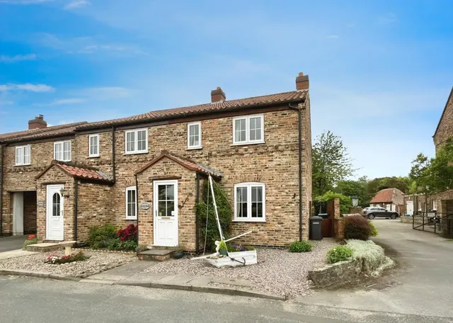 Oval View, Sessay, photo 1