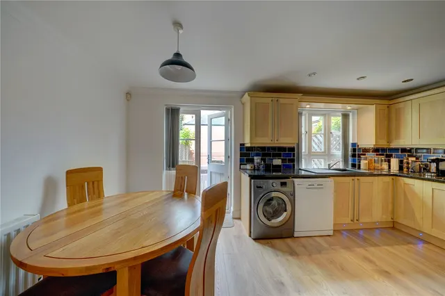 Photo 3 — Hammond Court, Galton Way, Hadzor, Droitwich, WR9 7EY