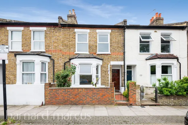 Maybury Street, London, SW17, photo 1