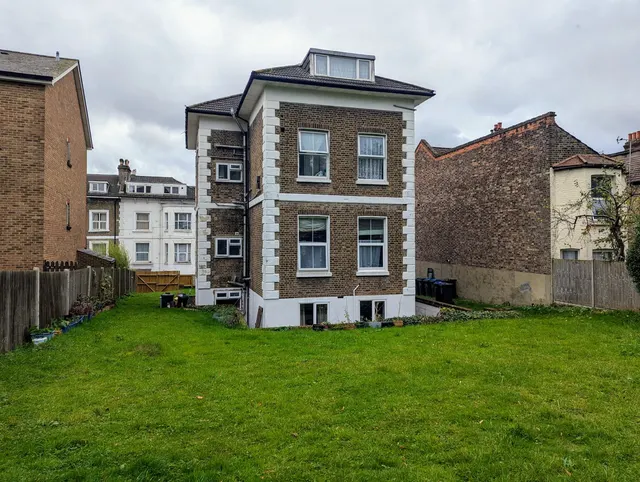 Eldon Park, London, SE25, photo 1