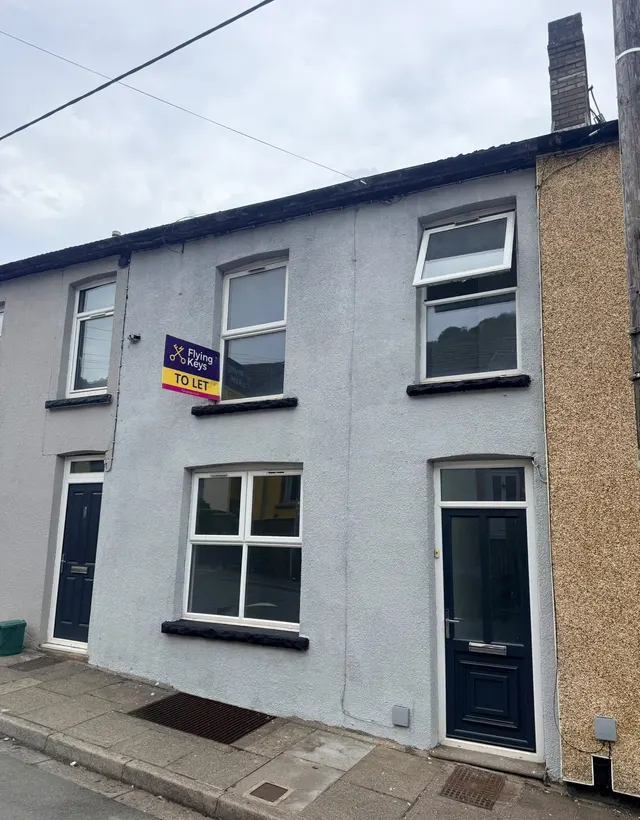 Woodfield Terrace, Mountain Ash, CF45, photo 1
