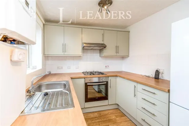 Tallis Lane, Browns Wood, MK7, photo 2