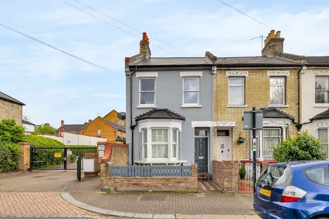 Fullerton Road, London, SW18 1BX, photo 1