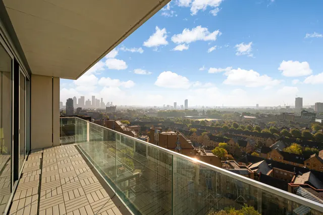 Gauging Square, Cashmere Wharf, E1W, photo 1