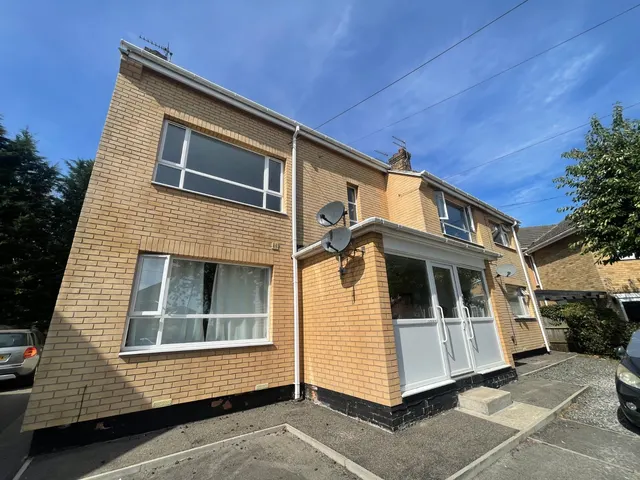 Birkdale Close, Kirk Ella, HU10, photo 1