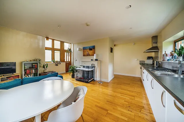 Wells Road, Bath, BA2, photo 3