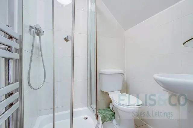 Beaconsfield Road, Southall, UB1, photo 2