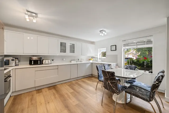 Photo 2 — Mayow Road, Forest Hill, SE23 2XG