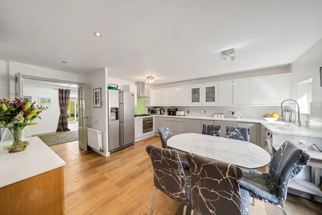 Photo 3 — Mayow Road, Forest Hill, SE23 2XG