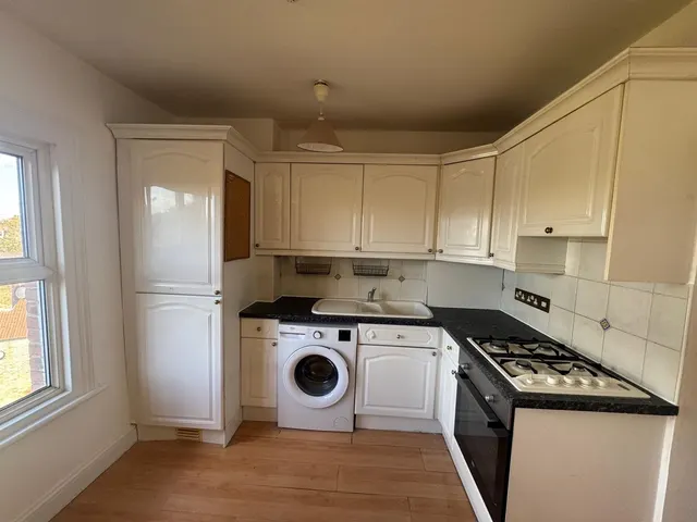 Crescent Road, London, N3, photo 3
