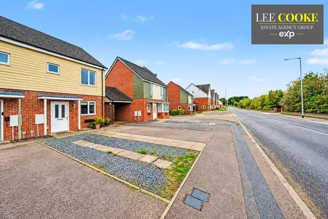 Lime Pit Lane, Cannock, WS11, photo 1