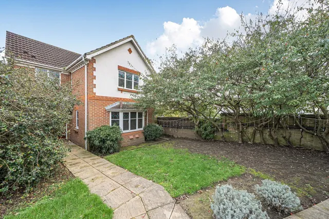 Crosier Close, SE3, photo 1