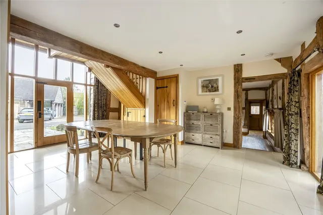 Dean Lane, Stoke Orchard, GL52, photo 3