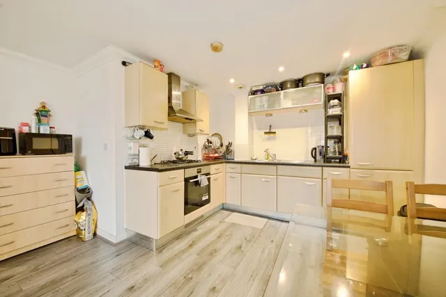 Photo 3 — Oldchurch Road, Romford, RM7