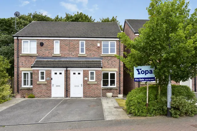 Hughes Way, Wath Upon Dearne, S63, photo 1