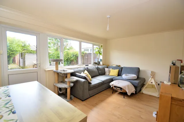 Wayside Green, Woodcote, RG8, photo 1