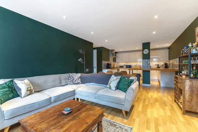 Headley Road, Grayshott, GU26, photo 1