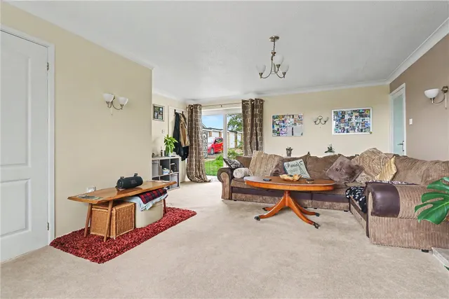 Brentwood, Eaton, NR4, photo 3