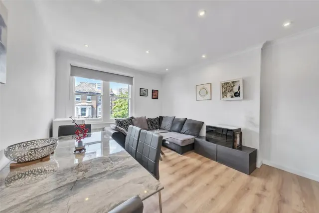 Photo 3 — Fordwych Road, Kilburn, London, NW2