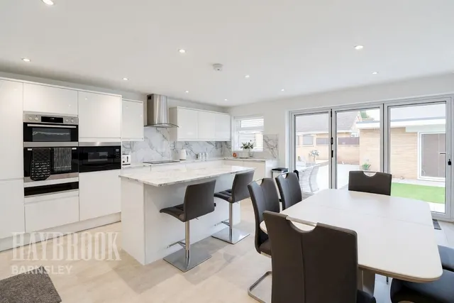 Upperwood Road, Darfield, photo 3