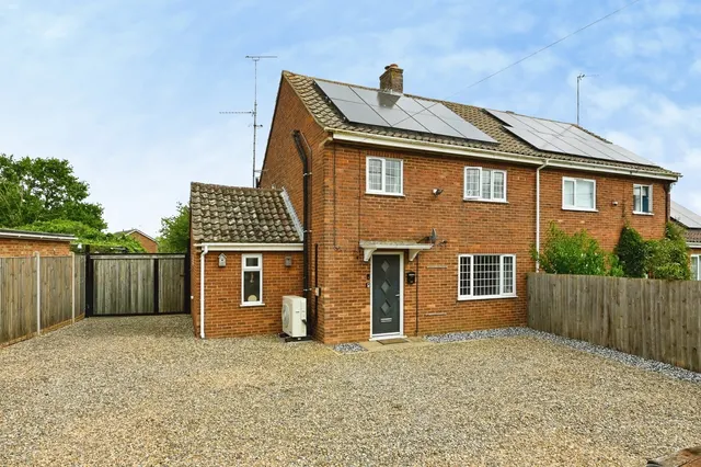 Harewood, Docking, King's Lynn, Norfolk, PE31, photo 1