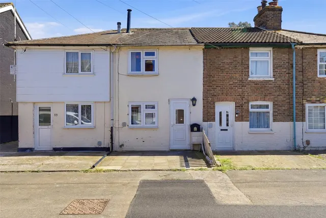 Lilian Road, Burnham-on-Crouch, CM0, photo 1