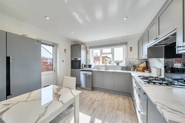 Catamaran Close, Warsash, photo 3
