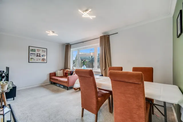 Photo 2 — 5 Baker Street, Chelmsford, Essex, CM2 0SA