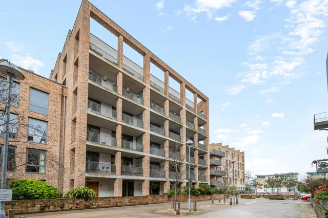 Boaters Avenue, Brentford, TW8, photo 1